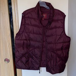 women’s maroon vest